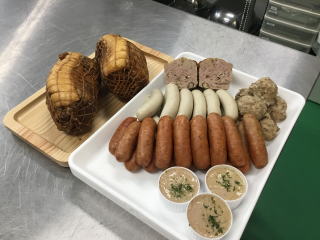 肉、ソーセージ、ハム 肉、ソーセージ、ハム