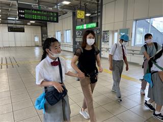 前沢駅から盛岡駅まで約１時間半かかりました。やっと着いたぞ～