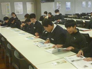 シチズン時計ではパンフレット見ながら説明を受けました。