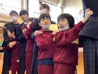 「じゃんけん列車」どんどんつながったよ