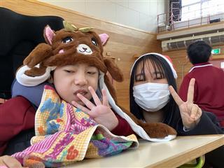 ハイ、ポーズ！