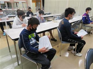 第１回おおぞら会総会に向けて、議案書審議をしました。