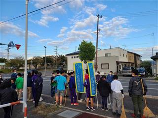 現場に到着「地域のみなさんとあいさつをして始めました。」