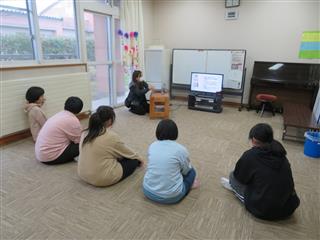 寄宿舎の日課やきまりについて確認しました。