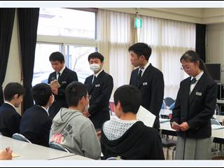 おおぞら会執行部からの挨拶。「今年度、寄宿舎の行事の運営をしてきました。ご協力ありがとうございました。」とそれぞれから話がありました。