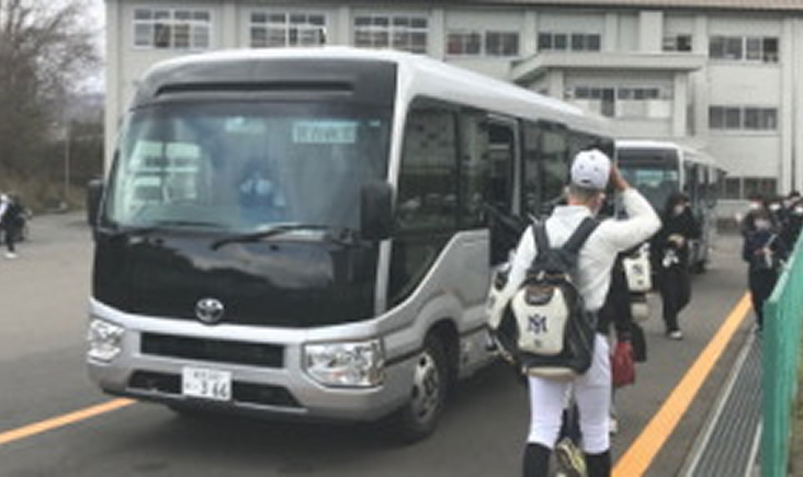 部活動支援バス(マイクロバス2台)