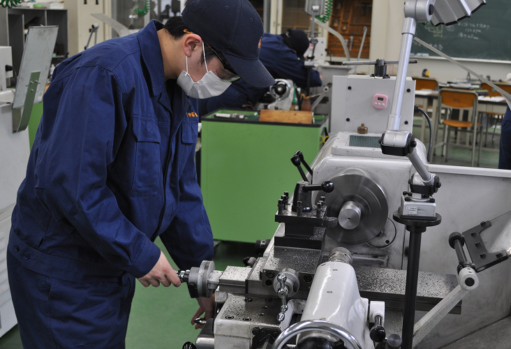 岩手県立宮古商工高校 工業校舎 機械システム科